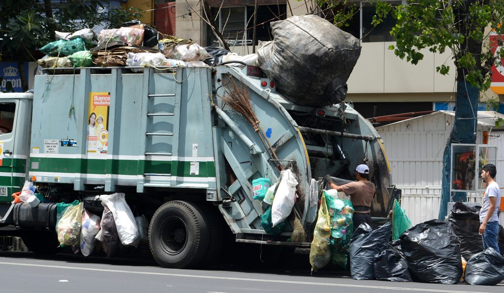 Cebu replaces officials involved in garbage collection scandal – Klajoo