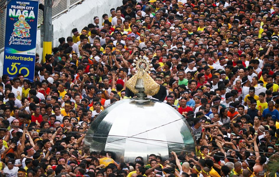 950.000 Gläubige besuchten in Naga die Peñafrancia Traslacion - Klajoo ...